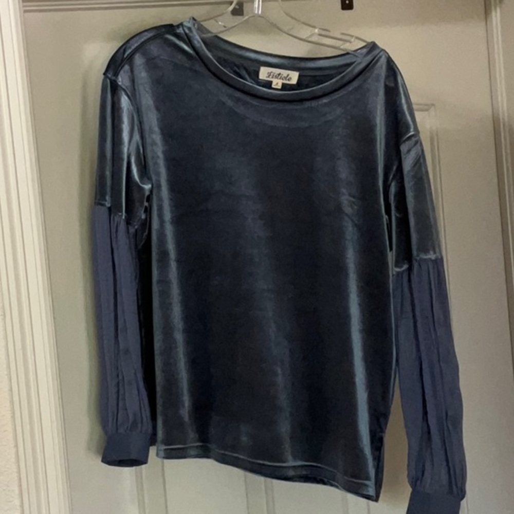 VICI velvet top